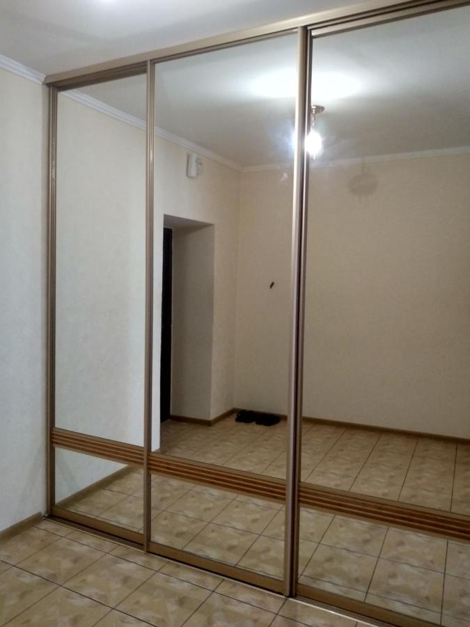 Апартаменти Липинського3,Поруч Порт Сіті Lutsʼk Extérieur photo